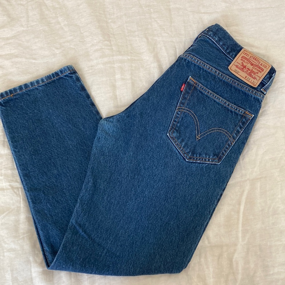 Levi 550 Relaxed Fit Jeans - Size 33 x 32
